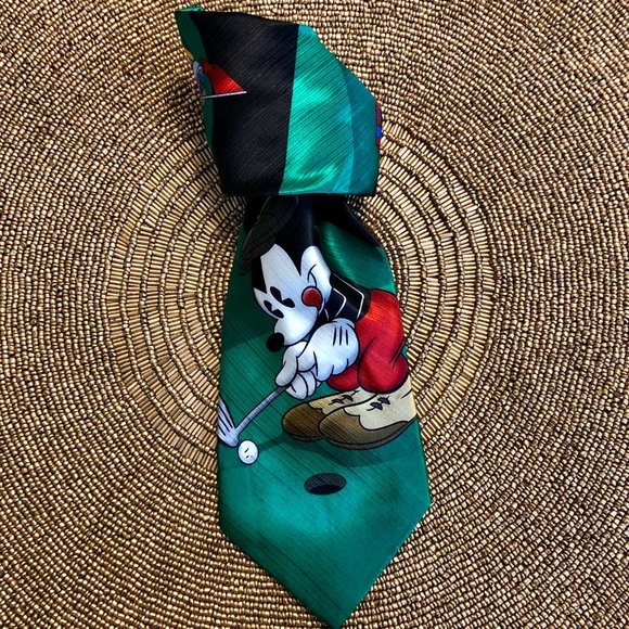 Vintage Green Mickey Mouse Golfing Neck Tie - Picture 3 of 6